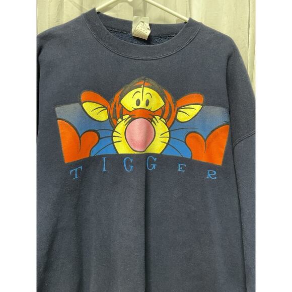 VTG 90s Tigger Sweatshirt Disney XL Crewneck Souvenir Made in USA Big Face Pooh - Picture 2 of 8